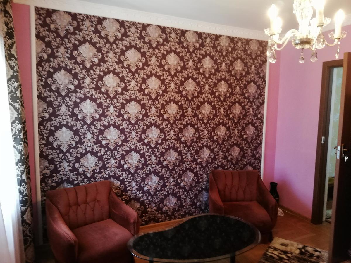 Guest House Quiet Home Batoumi Extérieur photo