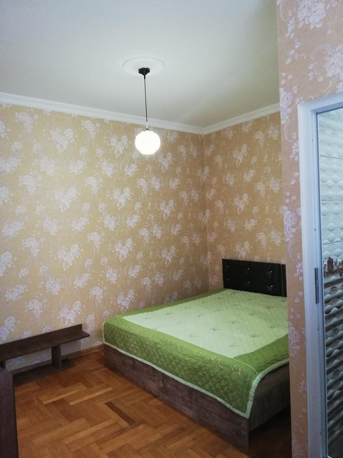 Guest House Quiet Home Batoumi Extérieur photo