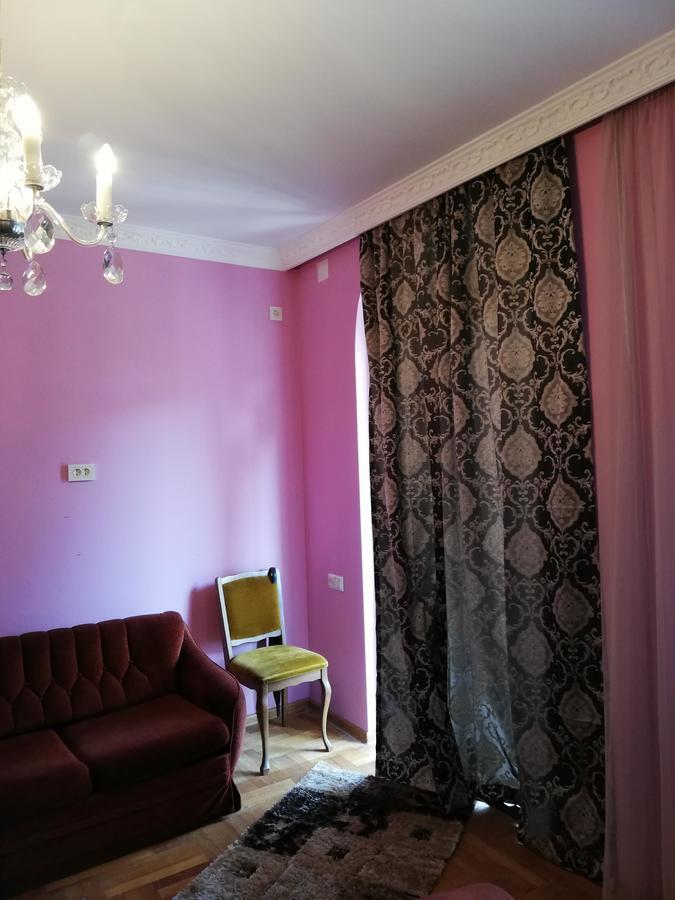 Guest House Quiet Home Batoumi Extérieur photo