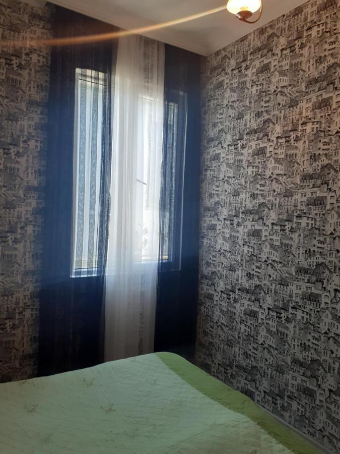 Guest House Quiet Home Batoumi Extérieur photo