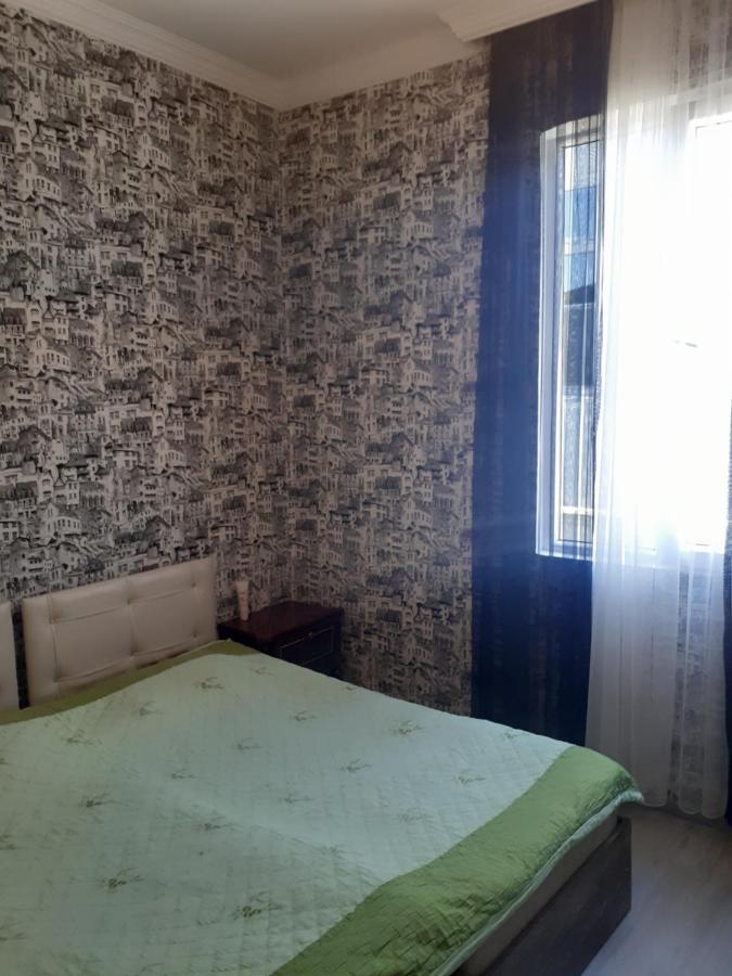 Guest House Quiet Home Batoumi Extérieur photo